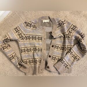 Chic Beige and Blue Patterned Cardigan